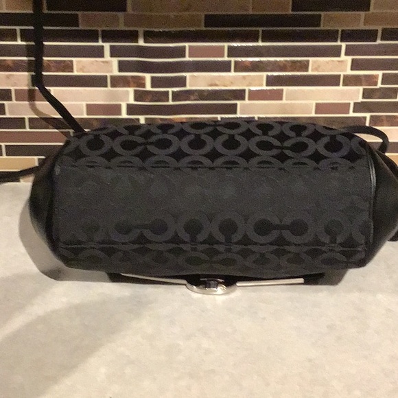 COACH MADISON OP ART SIGNATURE BLACK CANVAS TOTE HAND BAG COMES WITH 2 HANG TAGS - Picture 9 of 16